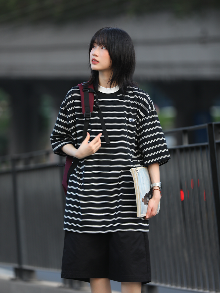 Striped short-sleeved T-shirt No.643