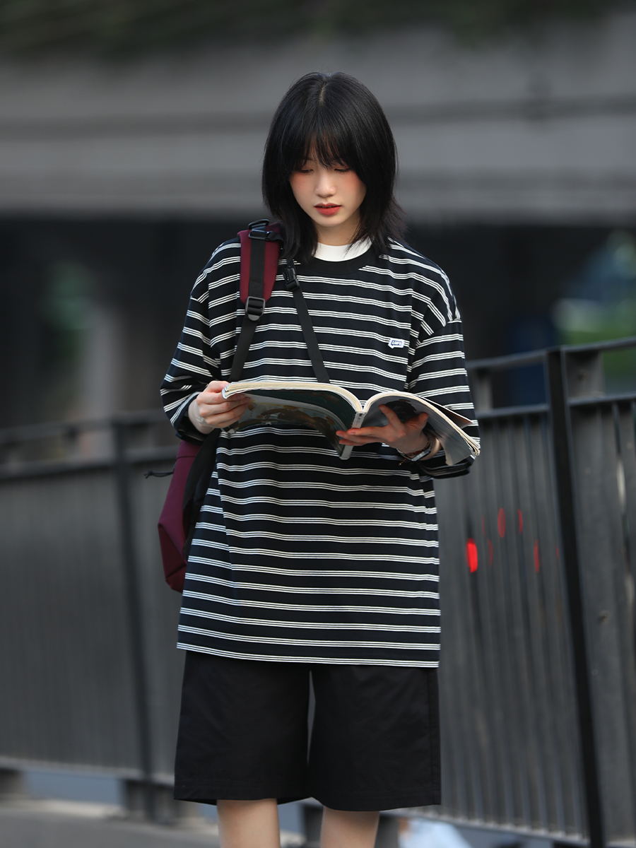 Striped short-sleeved T-shirt No.643